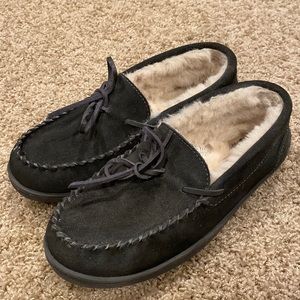 My Pillow My Slippers Gray Leather Moccasin Slippers, Men's Size 8